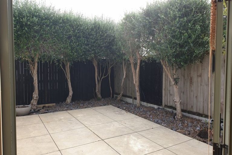 Photo of property in 43a Saint Andrews Terrace, St Andrews, Hamilton, 3200