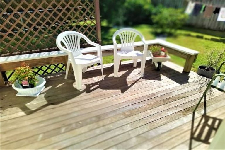 Photo of property in 11 Darlington Street, Ngatea, 3503