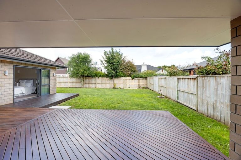 Photo of property in 33 Aquila Crescent, Rototuna North, Hamilton, 3210