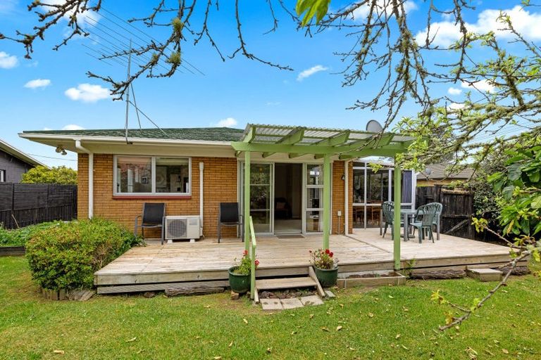 Photo of property in 21b Hatton Road, Orewa, 0931