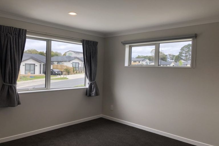 Photo of property in 80 Jeroboam Loop, Kumeu, 0810