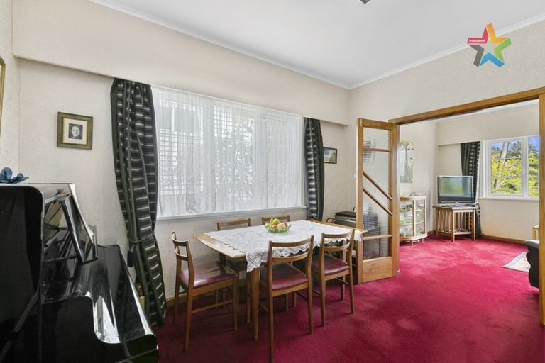 Photo of property in 69 Norton Park Avenue, Fairfield, Lower Hutt, 5011