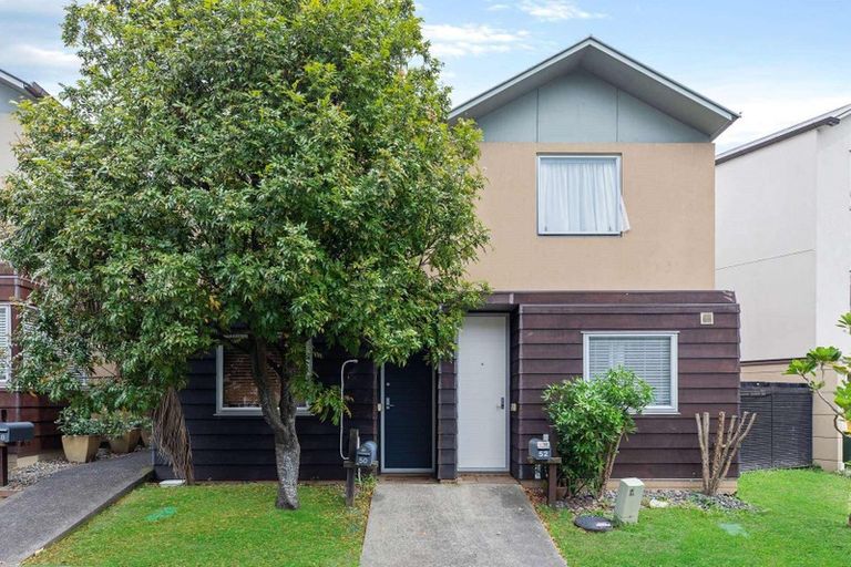 Photo of property in 50 Kirikiri Lane, East Tamaki, Auckland, 2013