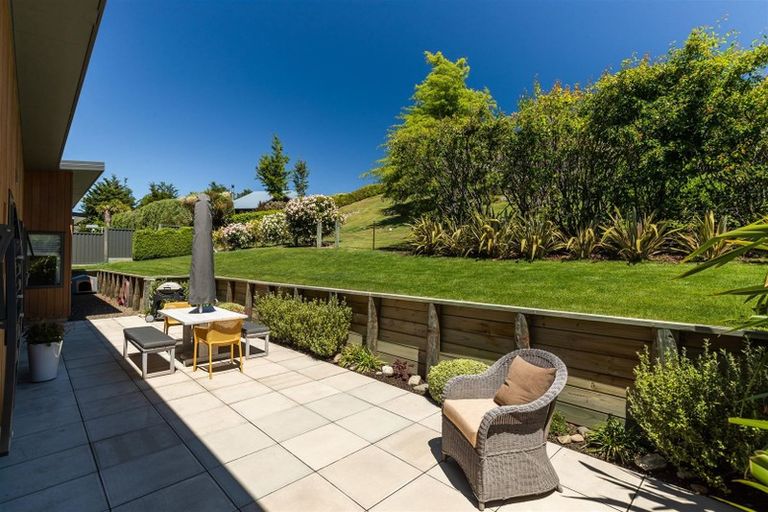 Photo of property in 8 Turnbull Crescent, Wanaka, 9305