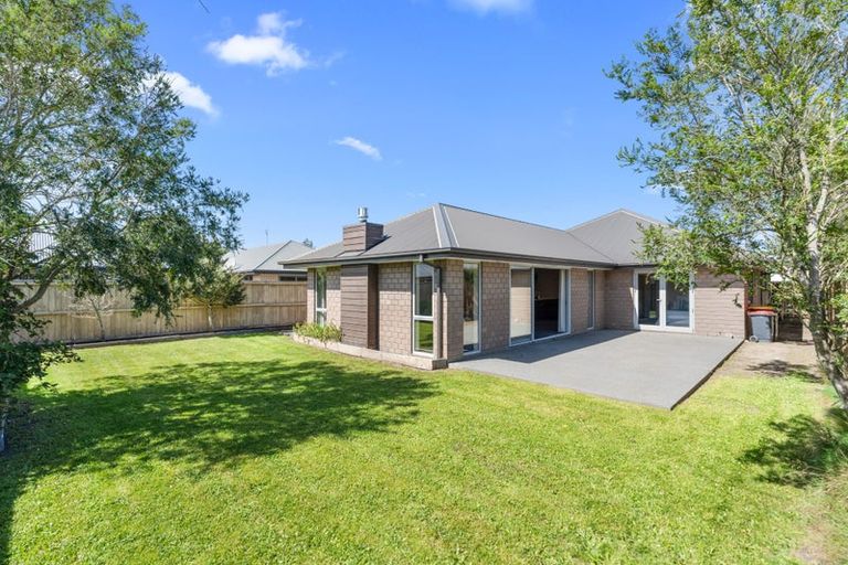 Photo of property in 36 Little Oaks Drive, Yaldhurst, Christchurch, 8042