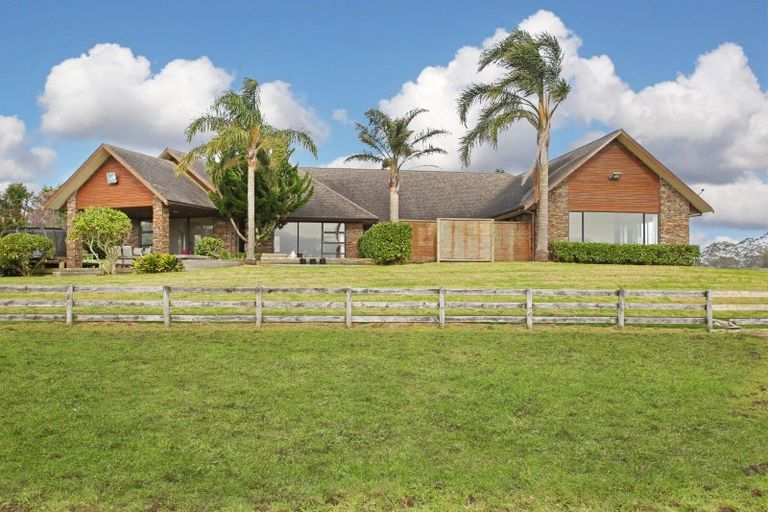 Photo of property in 11 Sanctuary Drive, Glenbrook, Waiuku, 2681