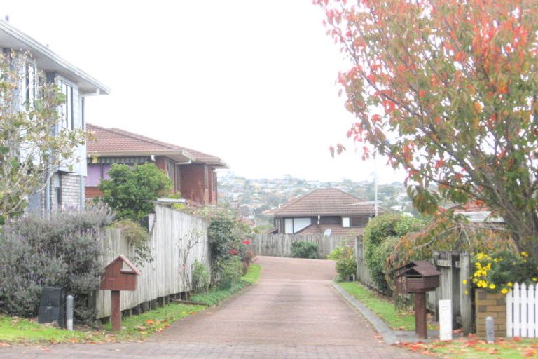 Photo of property in 46 Pigeon Mountain Road, Half Moon Bay, Auckland, 2012