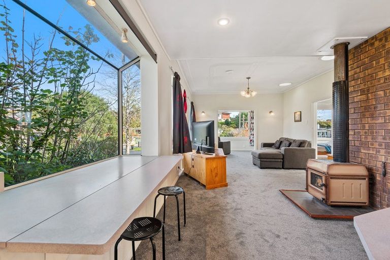 Photo of property in 8 Elwyn Crescent, Green Island, Dunedin, 9018