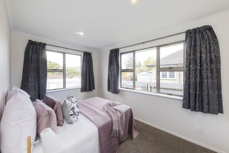 Photo of property in 3 Manchester Street, Takaro, Palmerston North, 4412