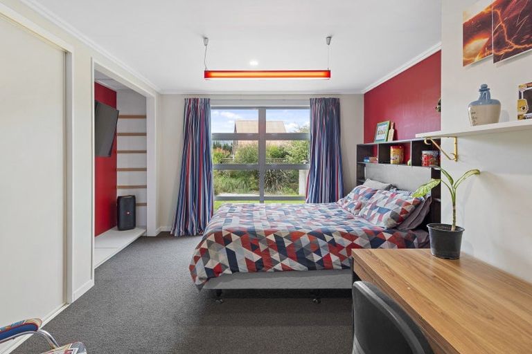 Photo of property in 184 High Street, Oxford, 7430