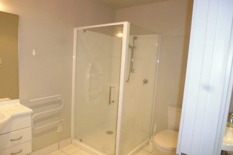 Photo of property in Petone Dental Centre, 8/374 Jackson Street, Petone, Lower Hutt, 5012