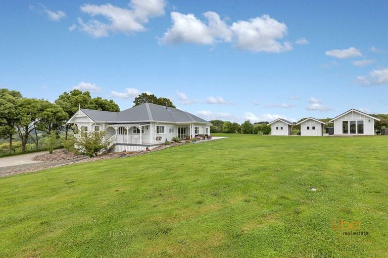 Photo of property in 113 Gibbons Road, Kaiwaka, 0573