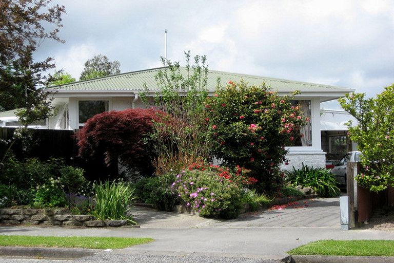 Photo of property in 5 Douglas Street, Rangiora, 7400