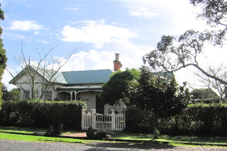 Photo of property in 113 Hatea Drive, Regent, Whangarei, 0112