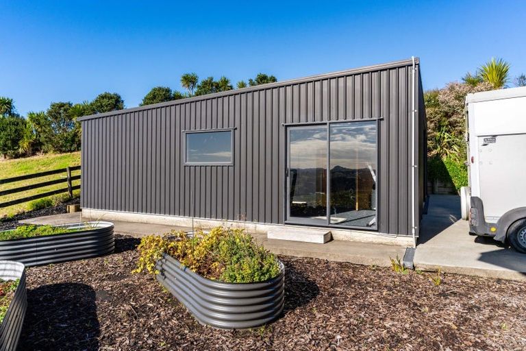 Photo of property in 476 Cames Road, Mangawhai, 0975
