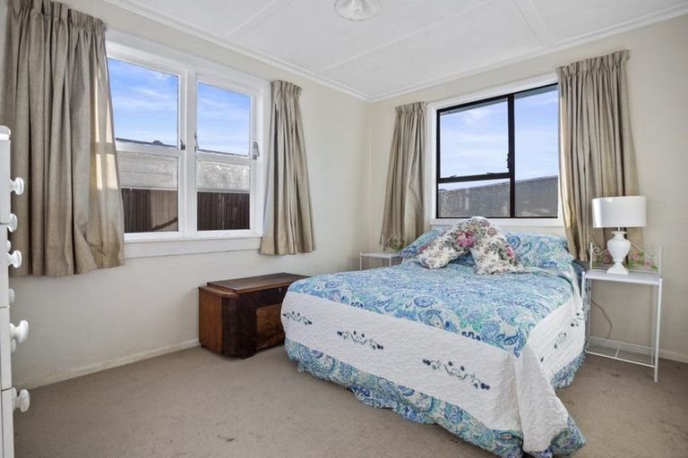 Photo of property in 72 Station Road, Paeroa, 3600