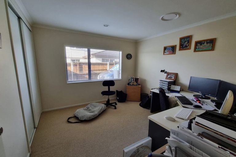 Photo of property in 19 Fergy Crescent, Wattle Downs, Auckland, 2103