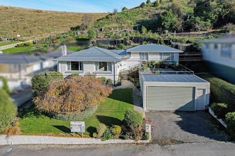 Photo of property in 18 Derwent Street, Oamaru North, Oamaru, 9400