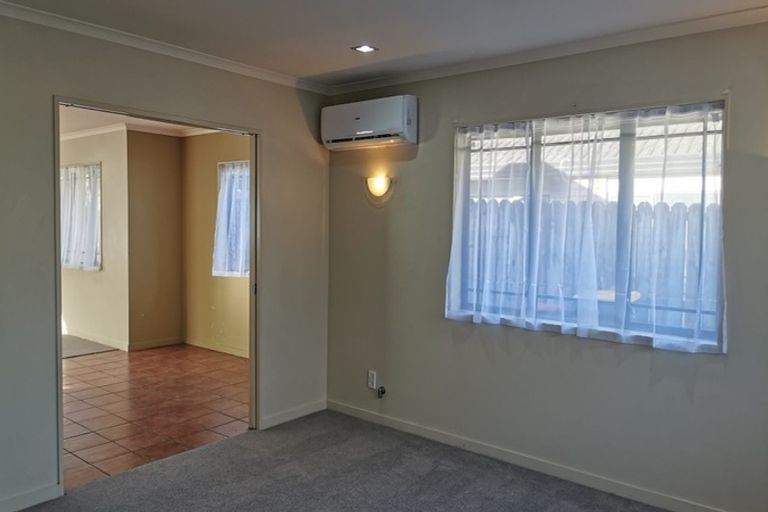 Photo of property in 410 East Tamaki Road, East Tamaki, Auckland, 2013