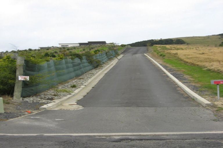 Photo of property in 17 Fairmile Drive, Kinmont Park, Mosgiel, 9024