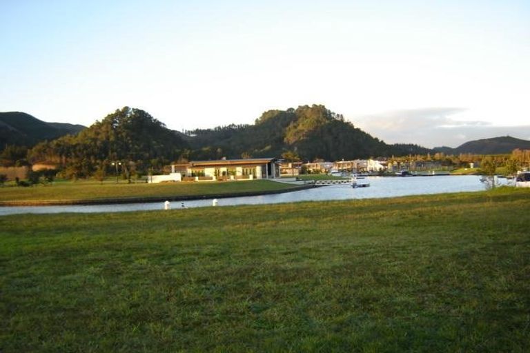 Photo of property in 126 Waterways Parade, Pauanui, Hikuai, 3579