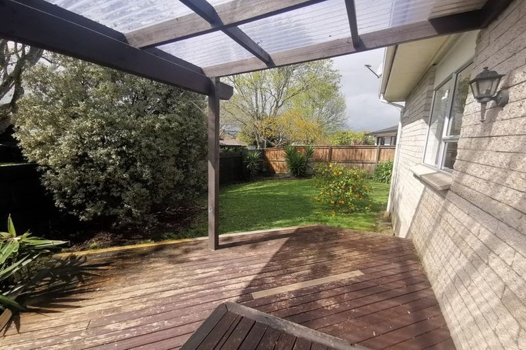 Photo of property in 2/462 Great South Road, Opaheke, Papakura, 2113