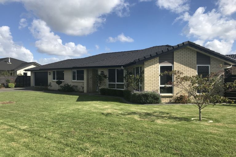 Photo of property in 18 William Andrew Road, Pukekohe, 2120