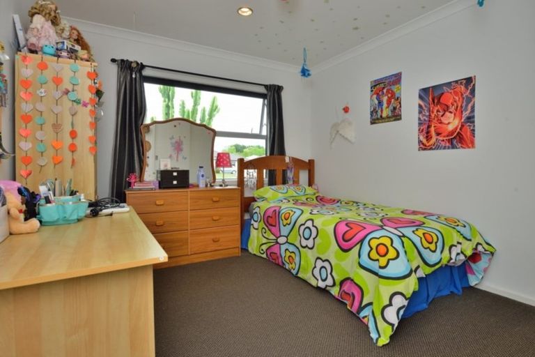 Photo of property in 13 Charteris Rise, Riverdale, Gisborne, 4010