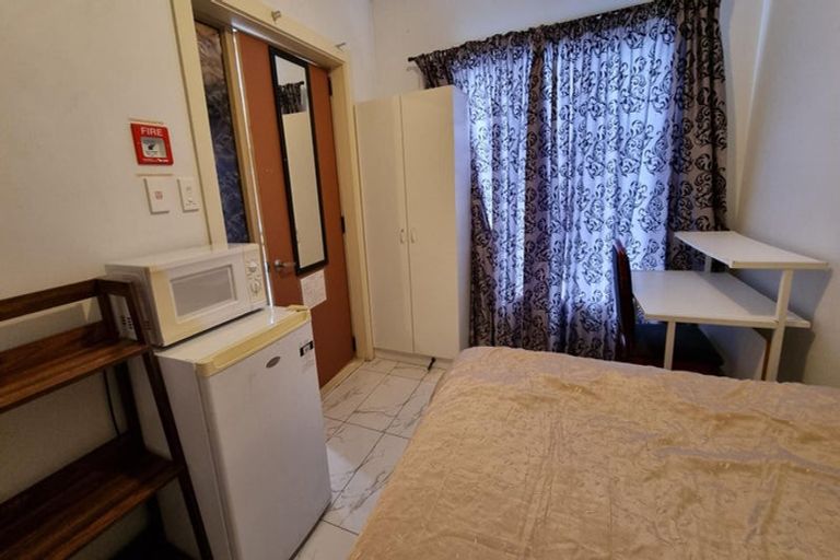 Photo of property in 37 Parkstone Avenue, Ilam, Christchurch, 8041