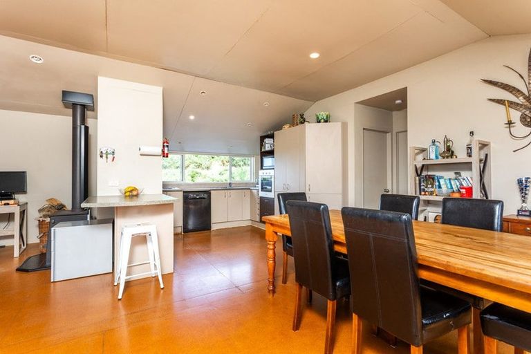 Photo of property in 38b Pipitiwai Drive, Helensville, Kaukapakapa, 0871