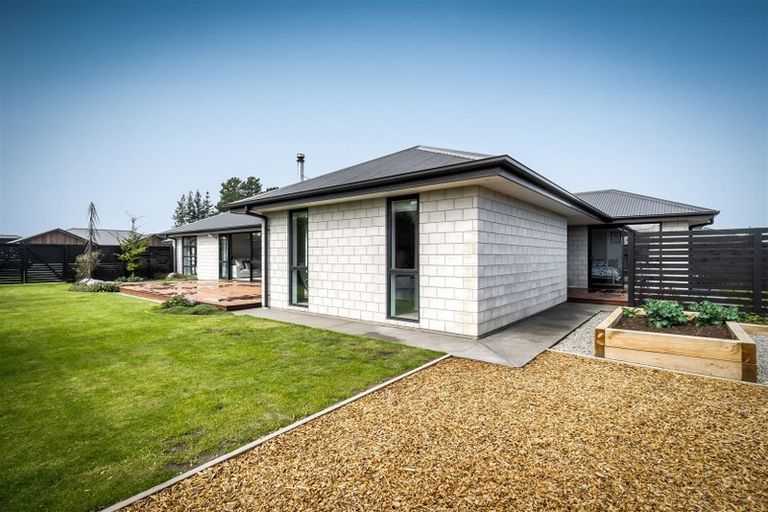 Photo of property in 6 Vaughan Drive, Rolleston, 7614