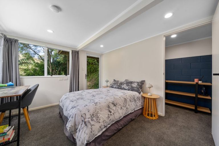 Photo of property in 215 Takapu Road, Takapu Valley, Wellington, 5028