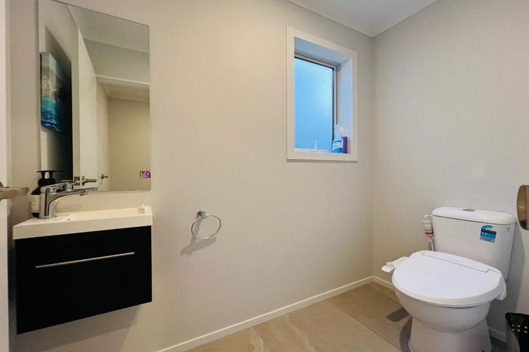 Photo of property in 3 Wairepo Street, Takanini, 2112