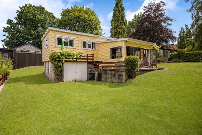 Photo of property in 74 Buckingham Street, Arrowtown, 9302