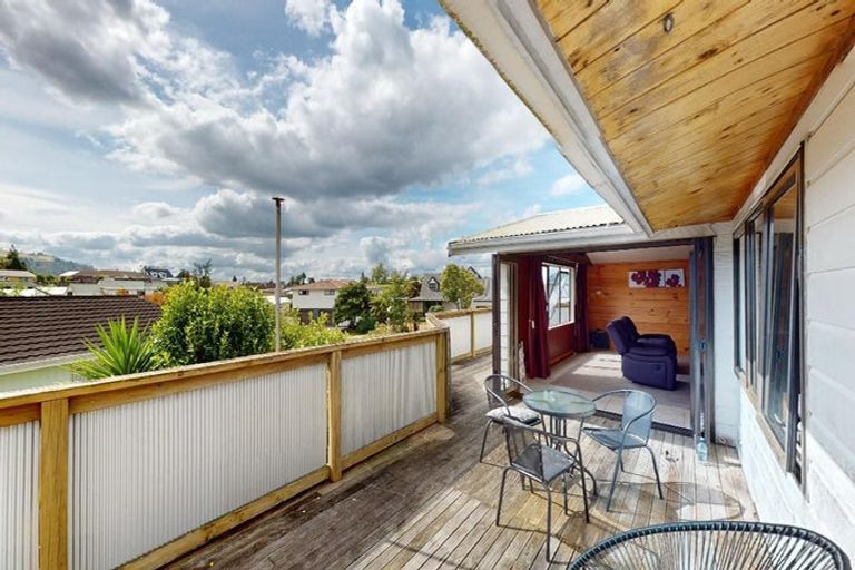 Photo of property in 27 Petrie Street, Pomare, Rotorua, 3015