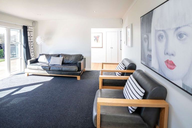 Photo of property in 35 Worthy Street, Ilam, Christchurch, 8041