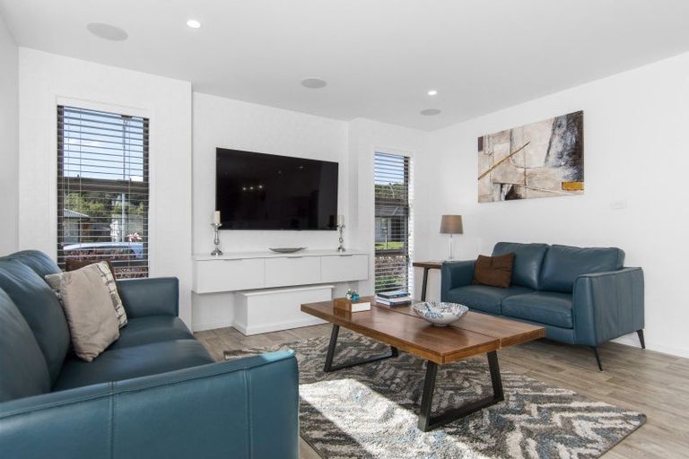 Photo of property in 34 Awataha Crescent, Pyes Pa, Tauranga, 3110