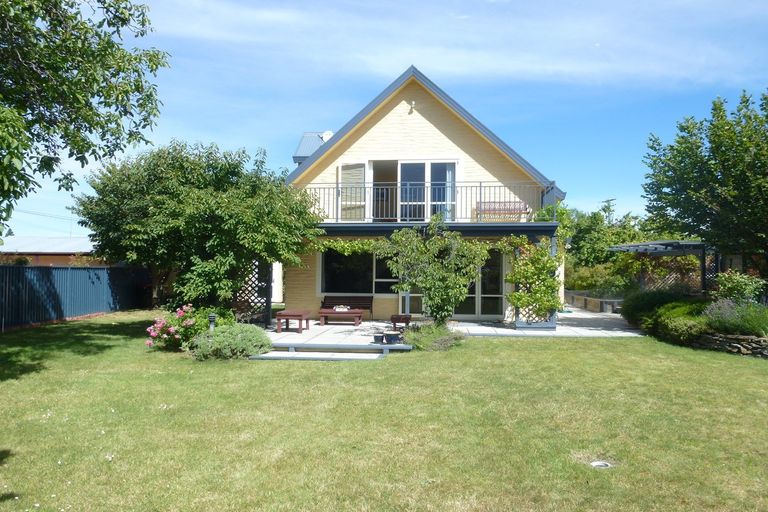 Photo of property in 14 Whitby Street, Clyde, 9330