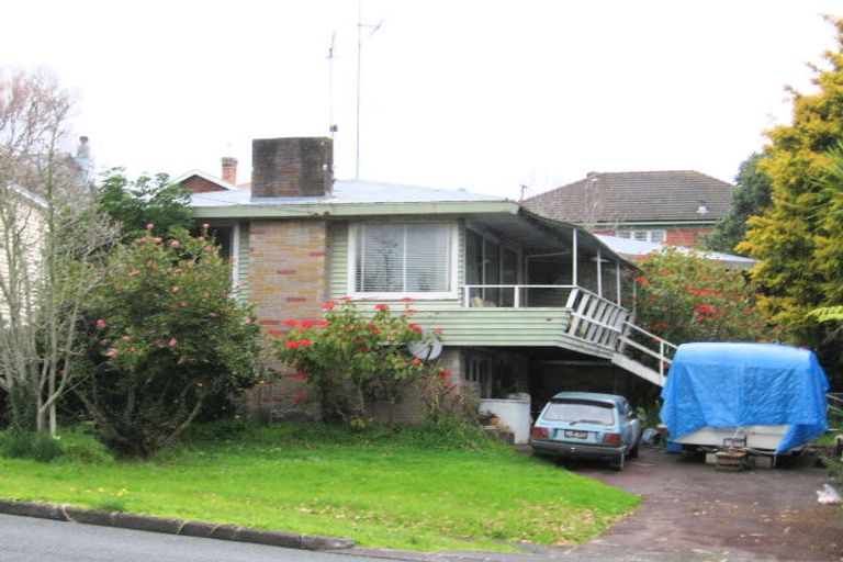 Photo of property in 9 Rimu Street, Helensville, 0800