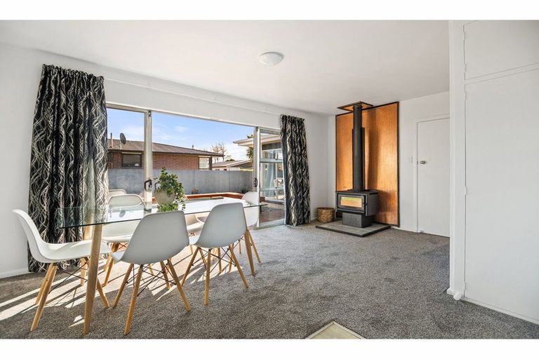 Photo of property in 8 Petries Road, Woodend, 7610