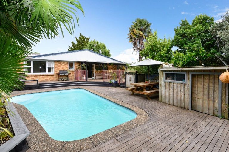 Photo of property in 93 Storey Avenue, Forest Lake, Hamilton, 3200