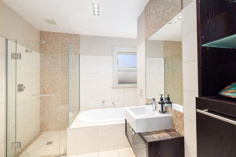 Photo of property in 84 Saint Albans Street, St Albans, Christchurch, 8014