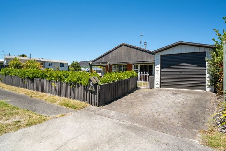 Photo of property in 22 Macdonell Street, Hilltop, Taupo, 3330