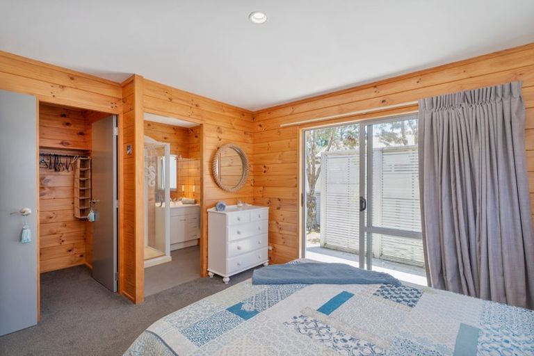 Photo of property in 21 Homestead Lane, Cooks Beach, Whitianga, 3591