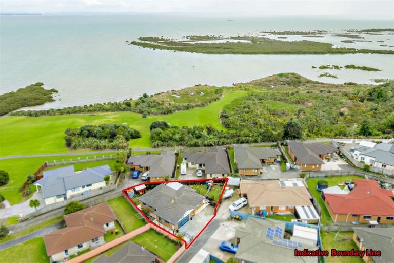 Photo of property in 31 Bellville Drive, Clendon Park, Auckland, 2103