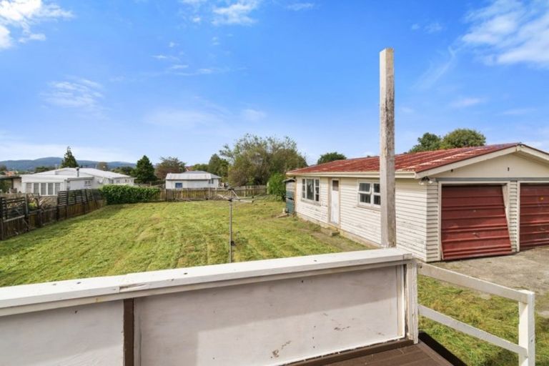 Photo of property in 6 Ross Road, Western Heights, Rotorua, 3015