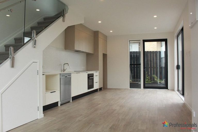 Photo of property in 9b Coates Road, Papatoetoe, Auckland, 2025