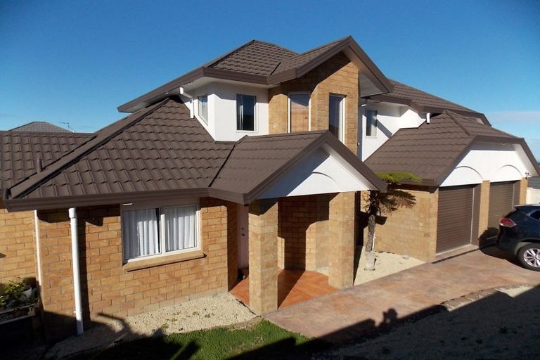 Photo of property in 107 Ashton Fitchett Drive, Brooklyn, Wellington, 6021