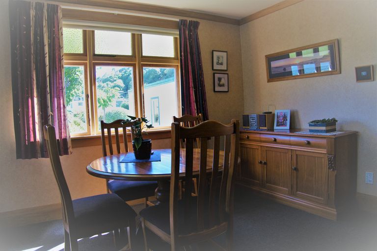 Photo of property in 2 Milford Street, Moeraki, Palmerston, 9482