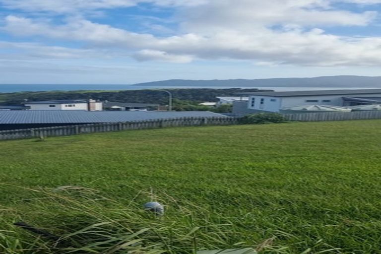 Photo of property in 13 Nancy Wake Place, Cable Bay, 0420